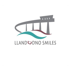 Llandudno Smiles logo